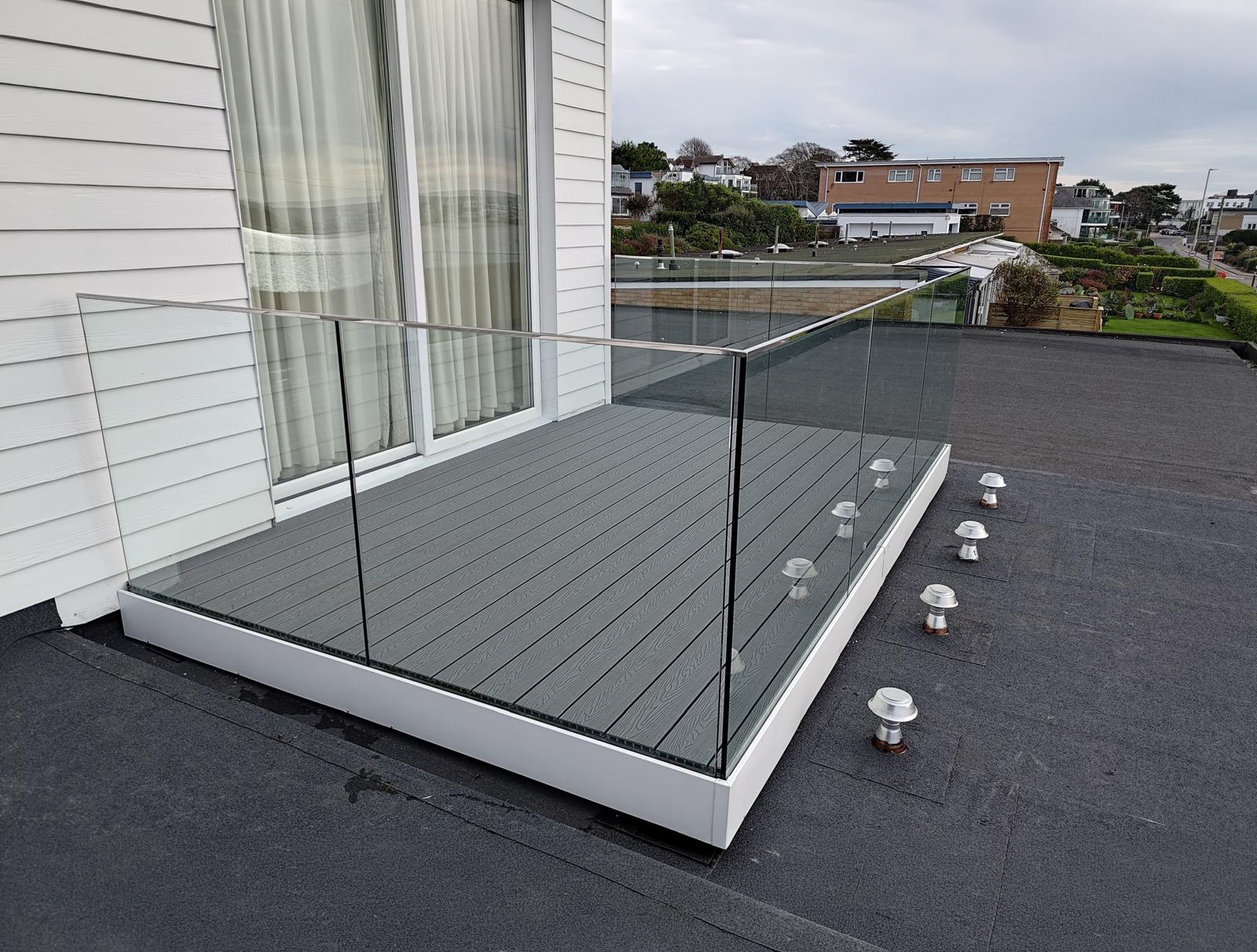 Stainless steel glass balustrades Portsmouth balcony by Lancers Welding