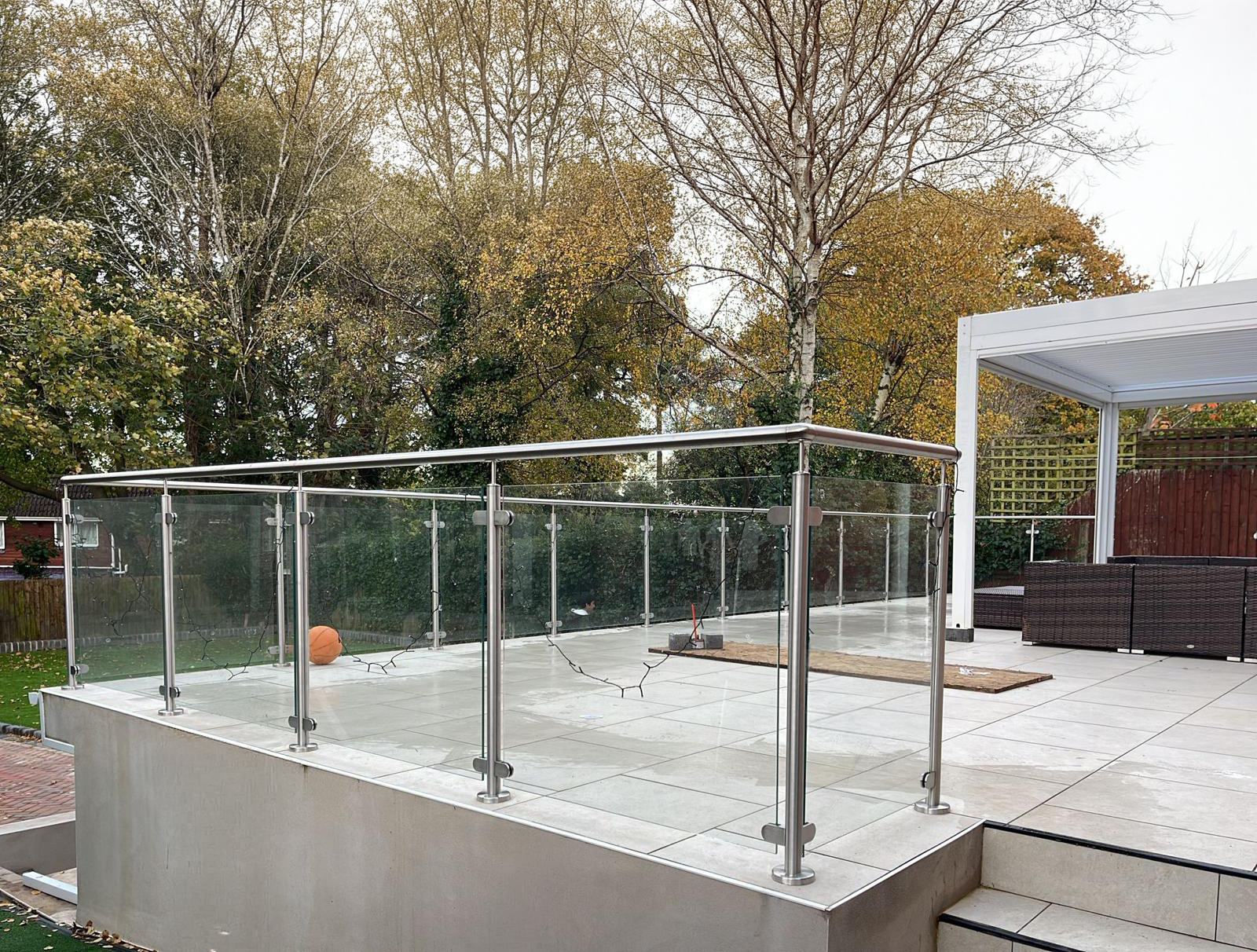 Custom stainless steel and glass balustrades Basingstoke by Lancers Welding